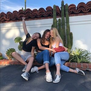 Meet your Posher, Sofia